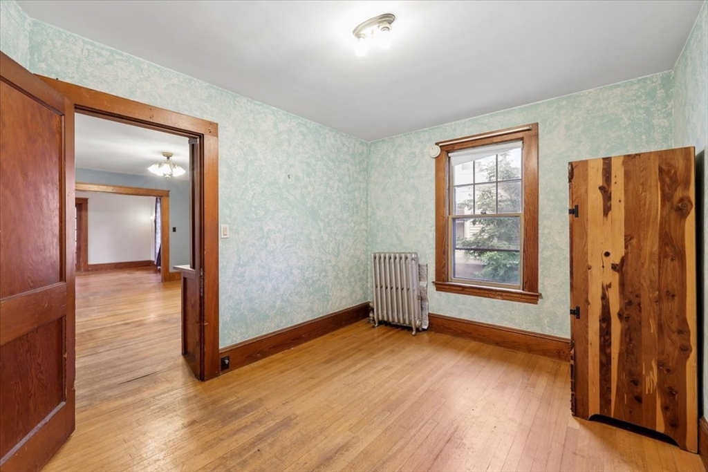 37 Laurel Property Photo 14