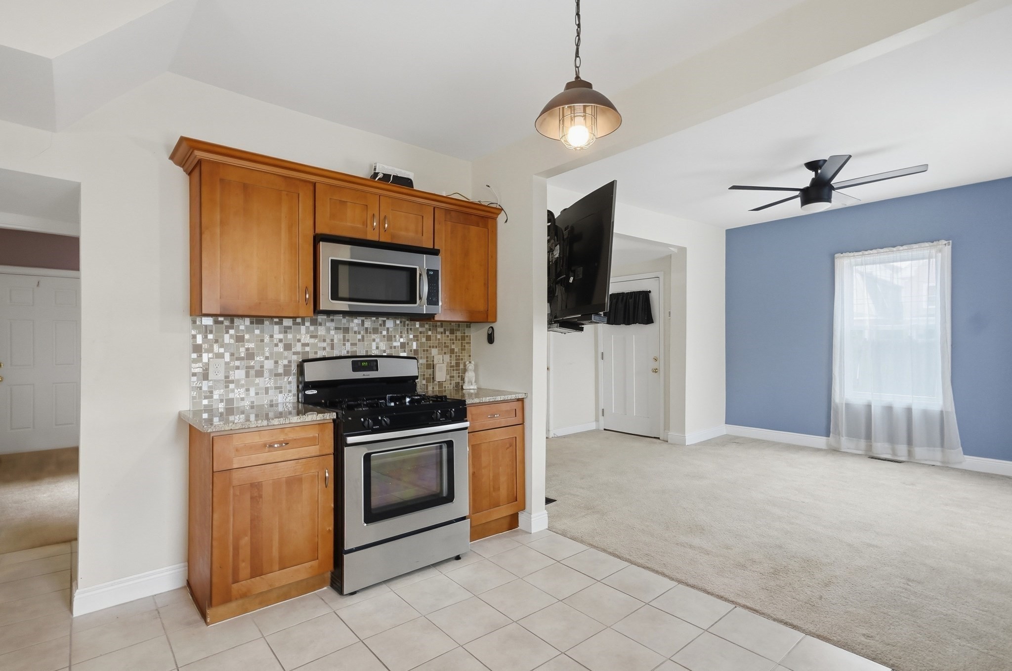 107 Grant Street Property Photo 2
