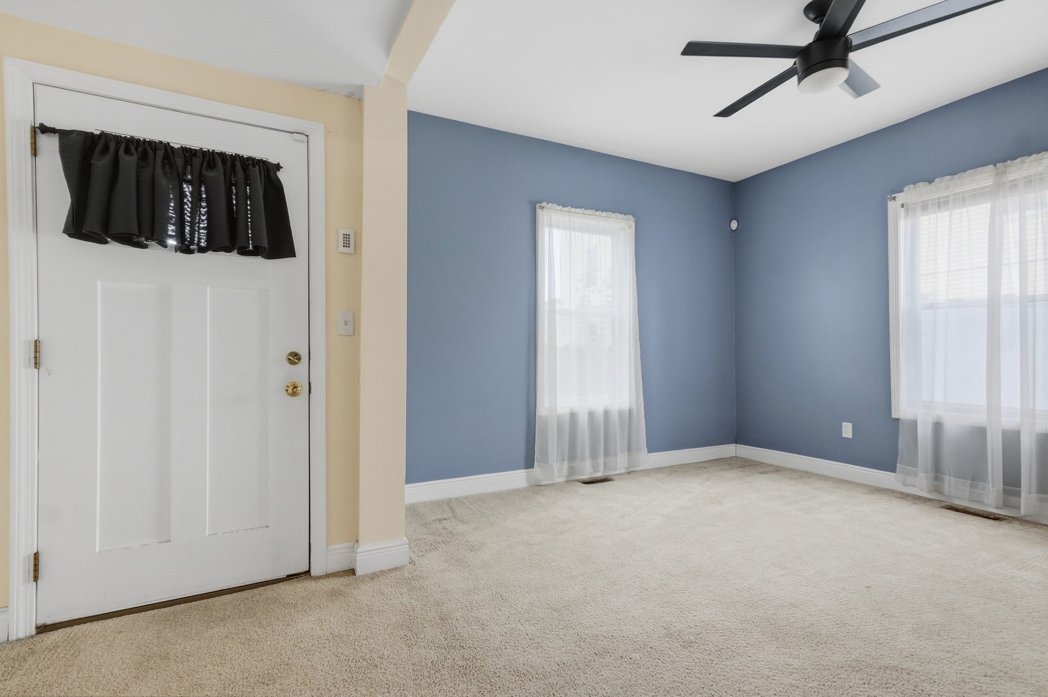 107 Grant Street Property Photo 6