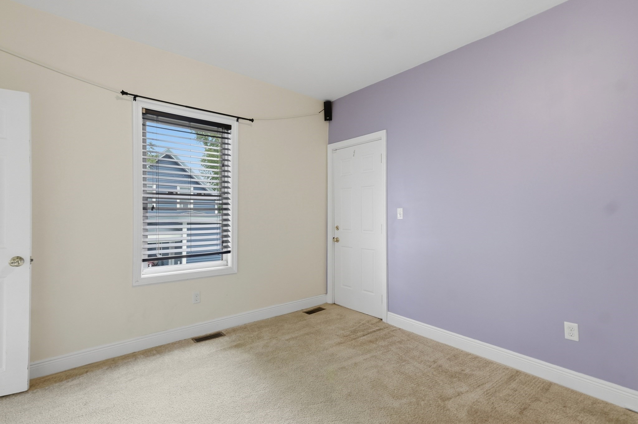 107 Grant Street Property Photo 11