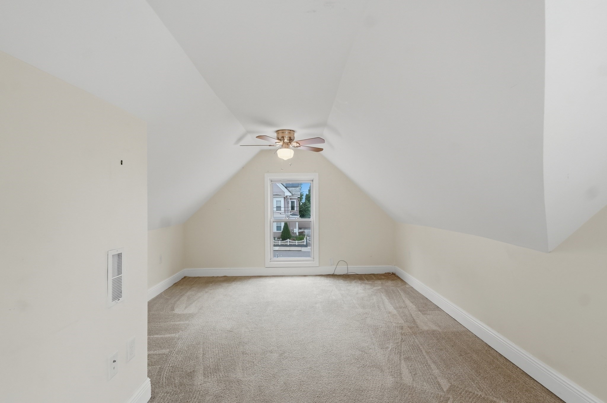 107 Grant Street Property Photo 16