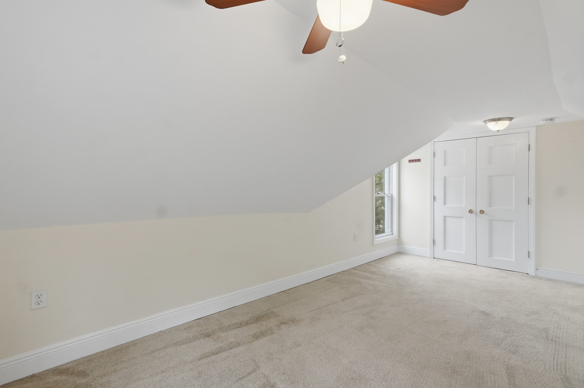107 Grant Street Property Photo 17