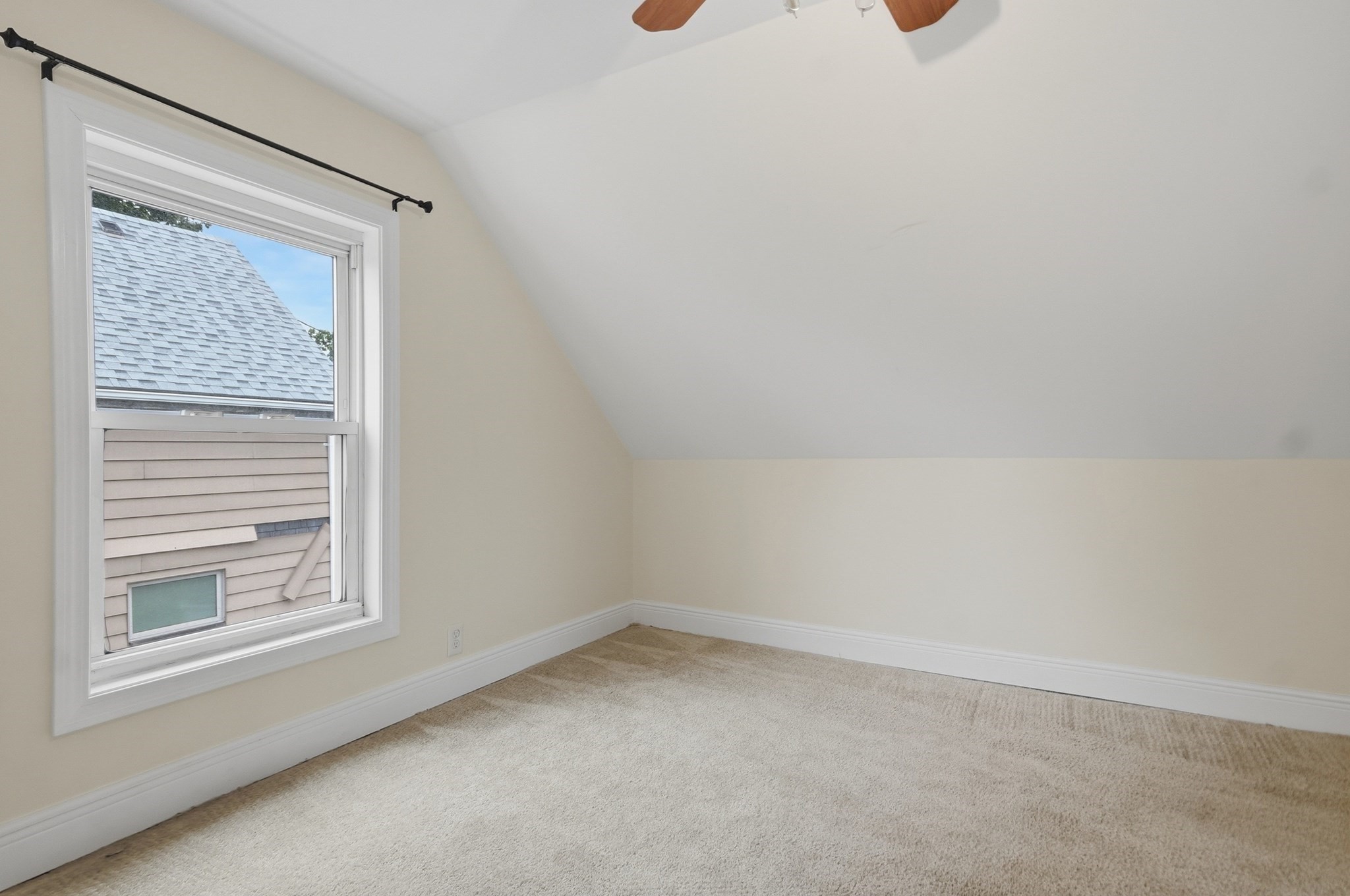 107 Grant Street Property Photo 18