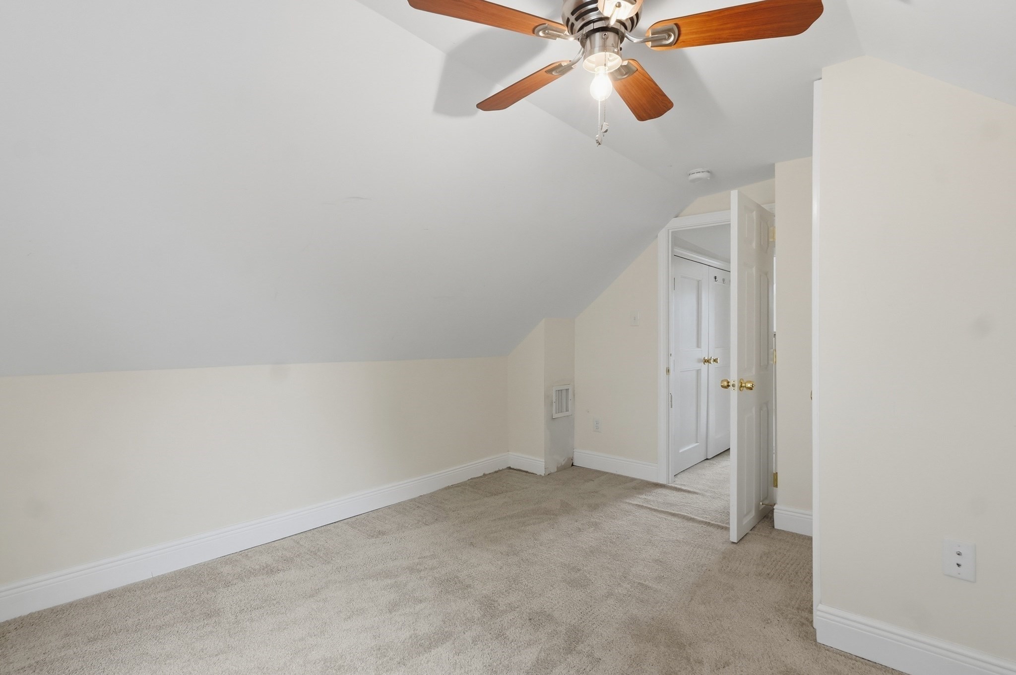 107 Grant Street Property Photo 20