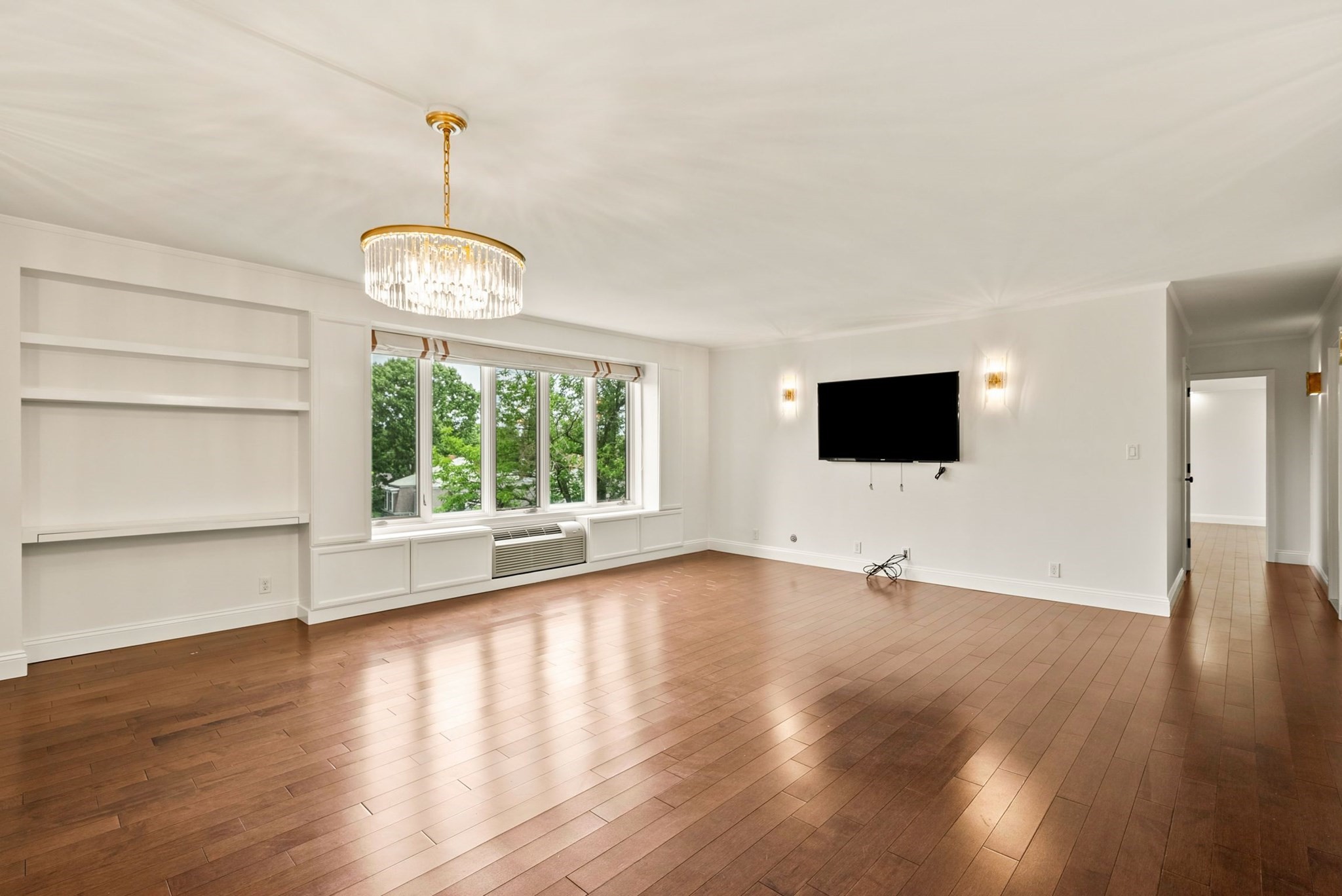 19 Chauncy Street # 4b Property Photo 1