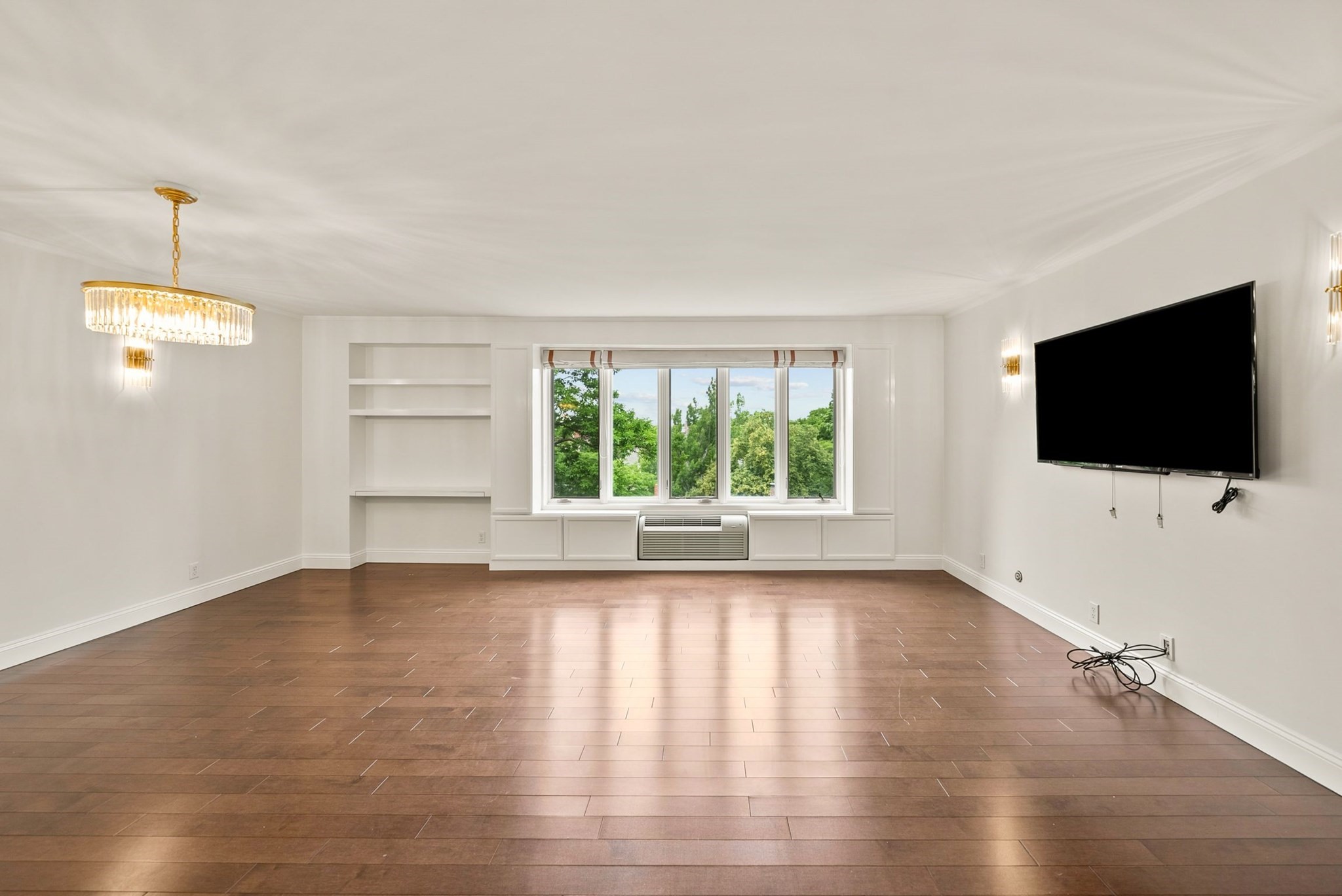 19 Chauncy Street # 4b Property Photo 2