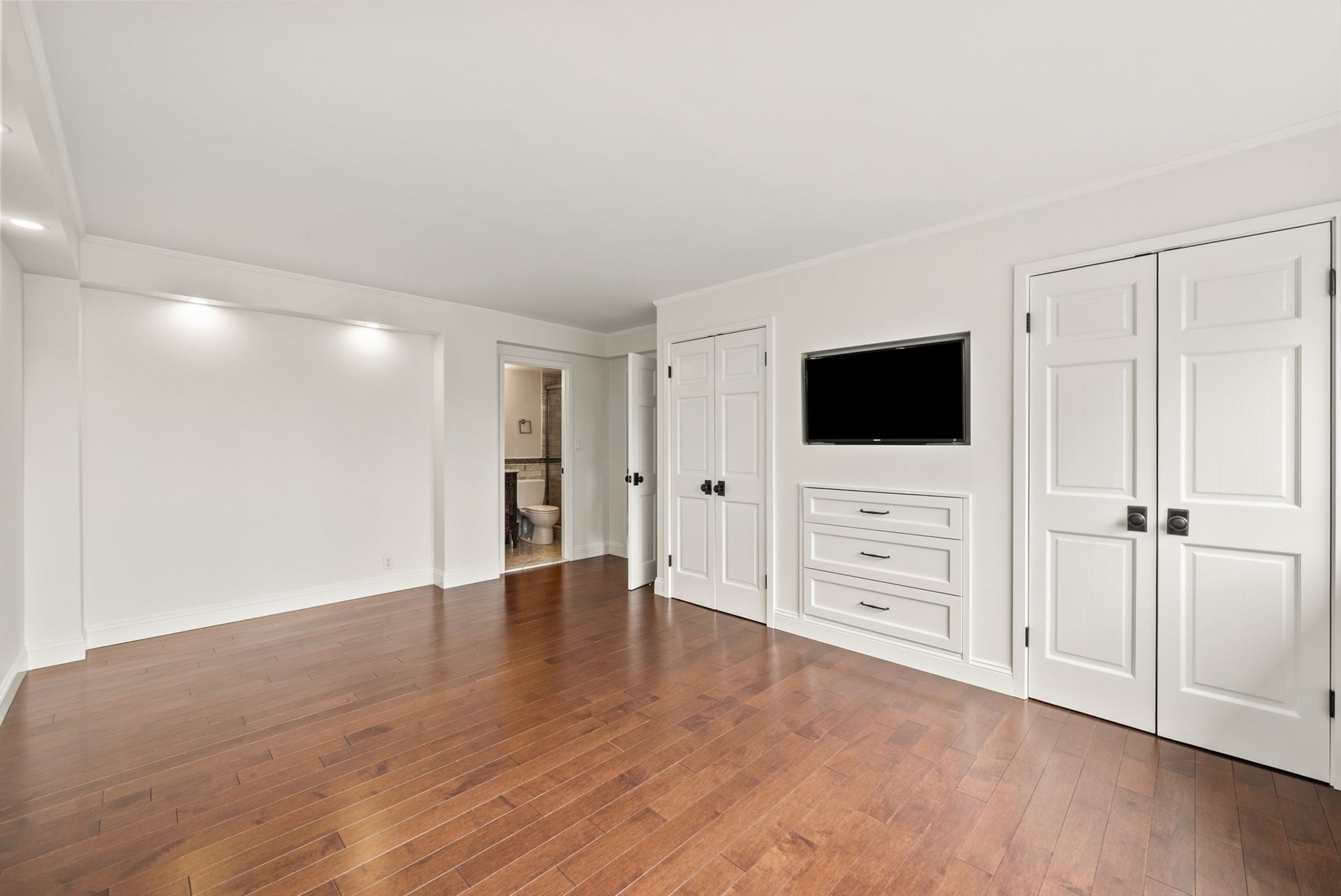 19 Chauncy Street # 4b Property Photo 19