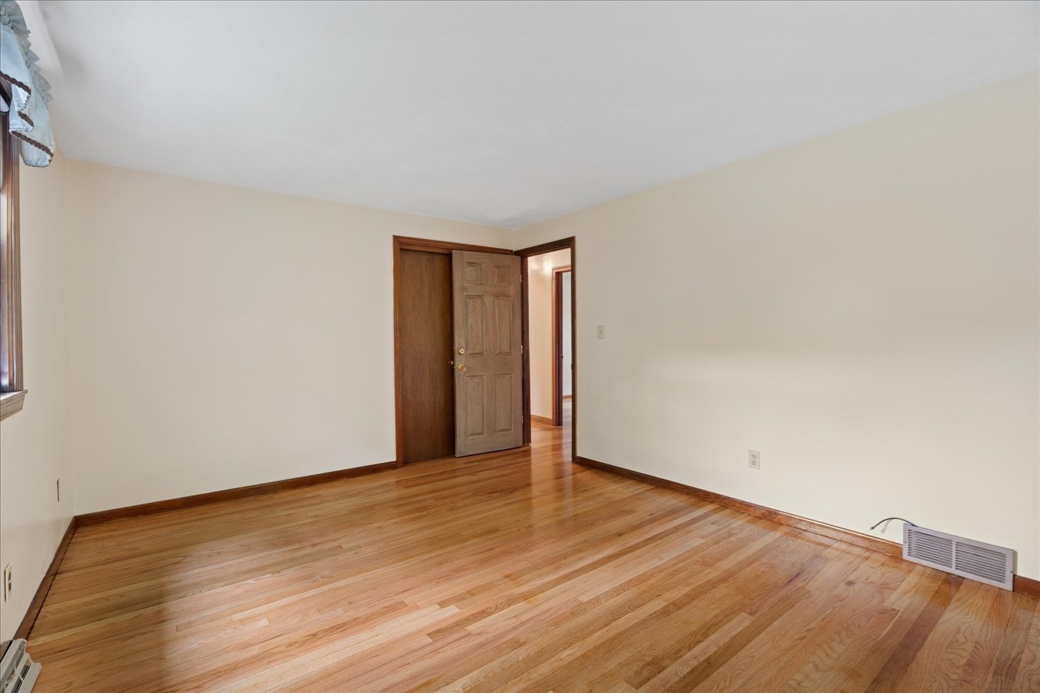 17 Brewster Dr Property Photo 16