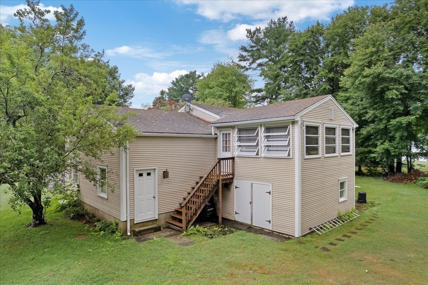 17 Brewster Dr Property Photo 32