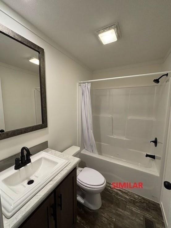 557 Southwest Cutoff # 82 Property Photo 8