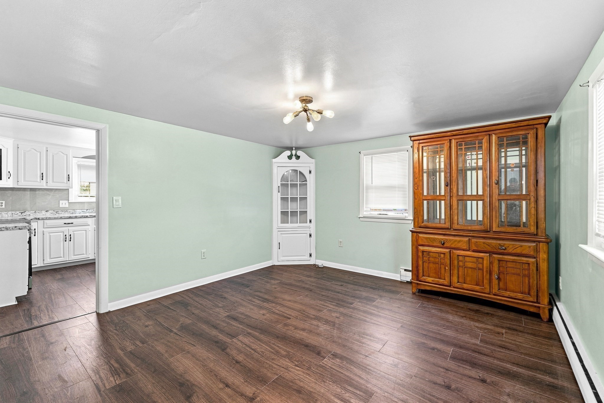 104 Highland St Property Photo 4