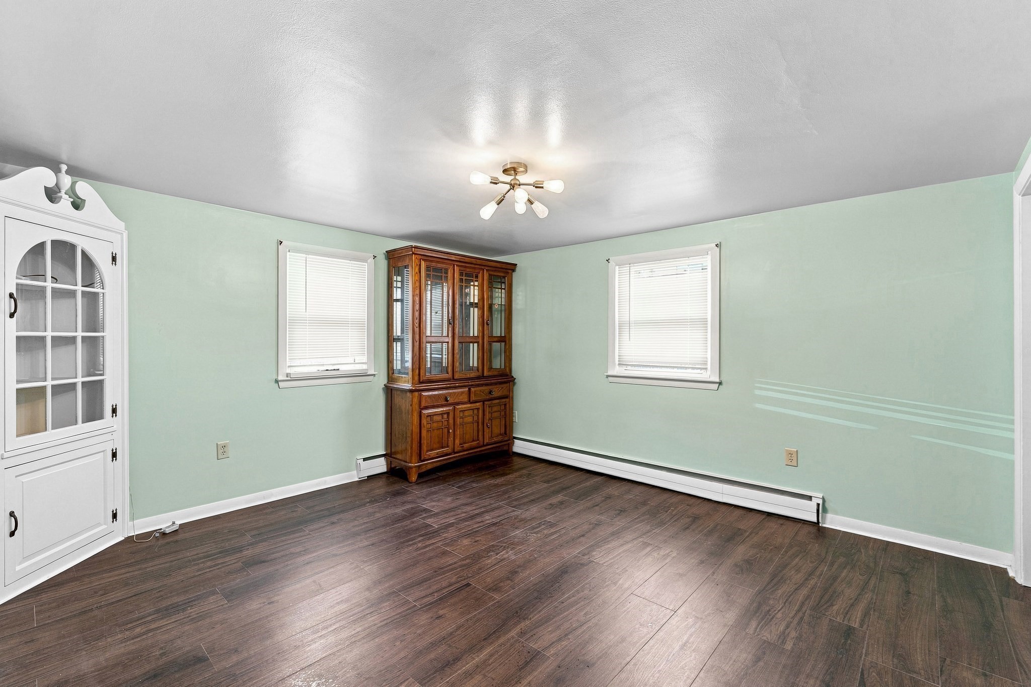 104 Highland St Property Photo 5