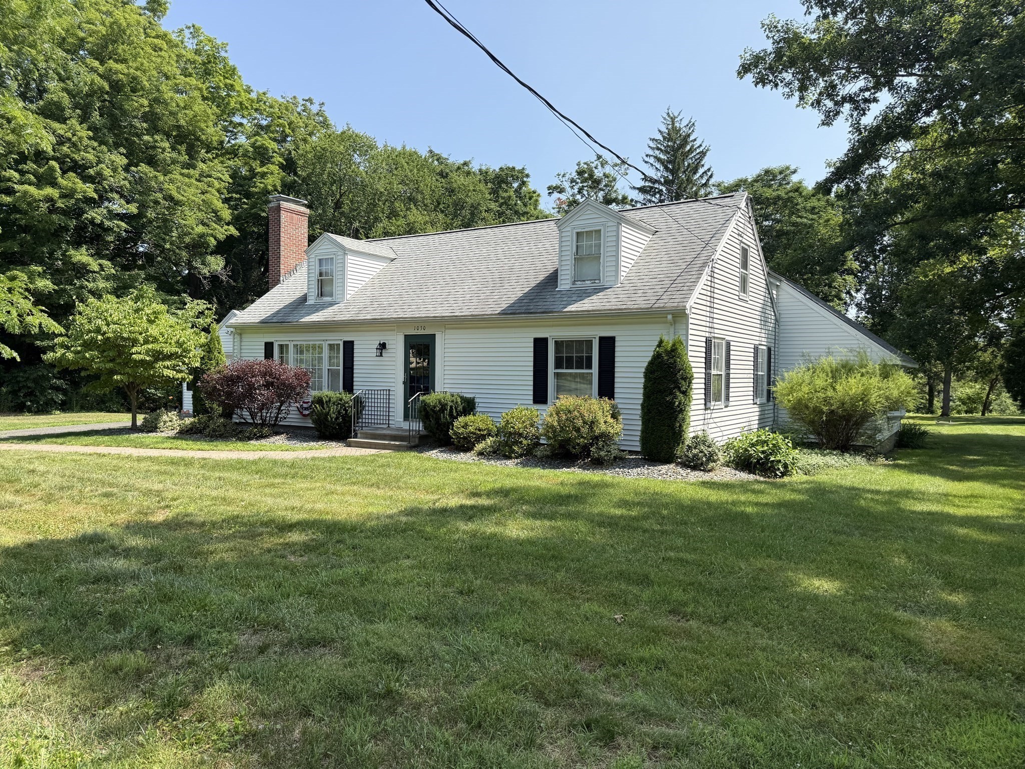 1030 South East Street Property Photo 2