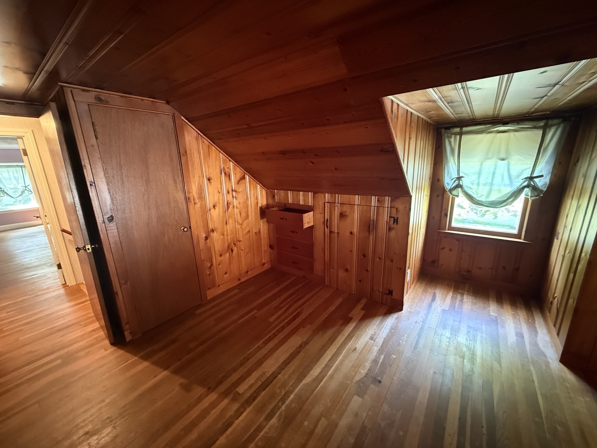 1030 South East Street Property Photo 28