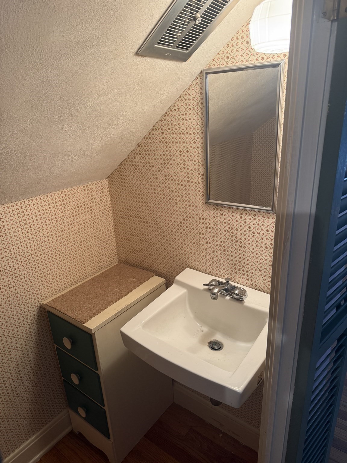1030 South East Street Property Photo 37