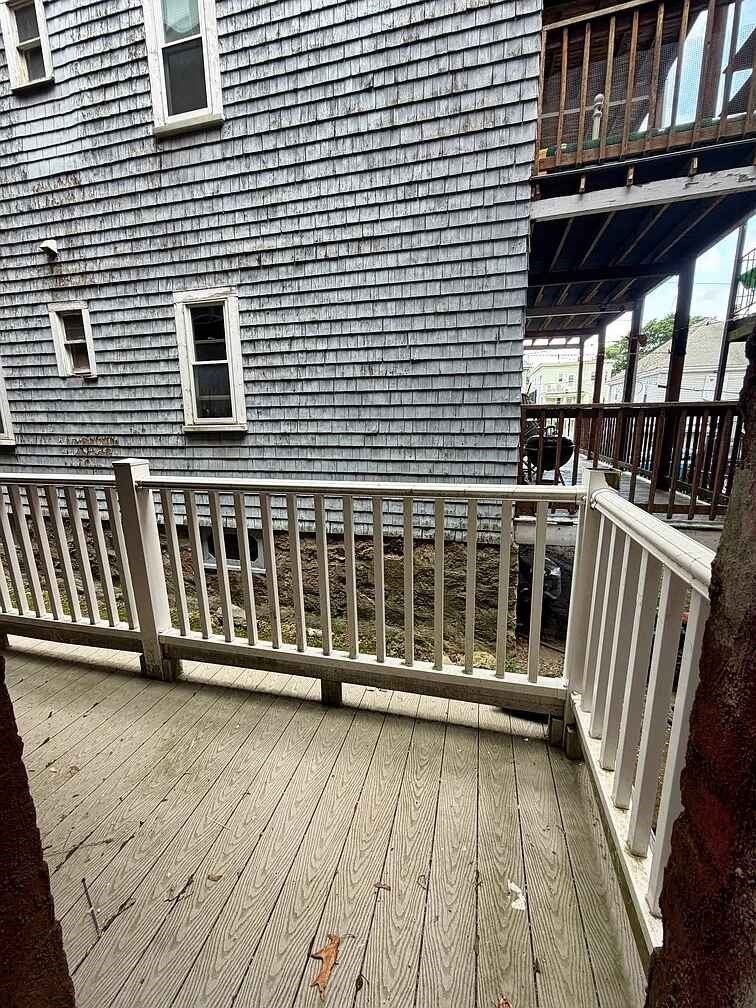 53 Brackett St # 2 Property Photo 10
