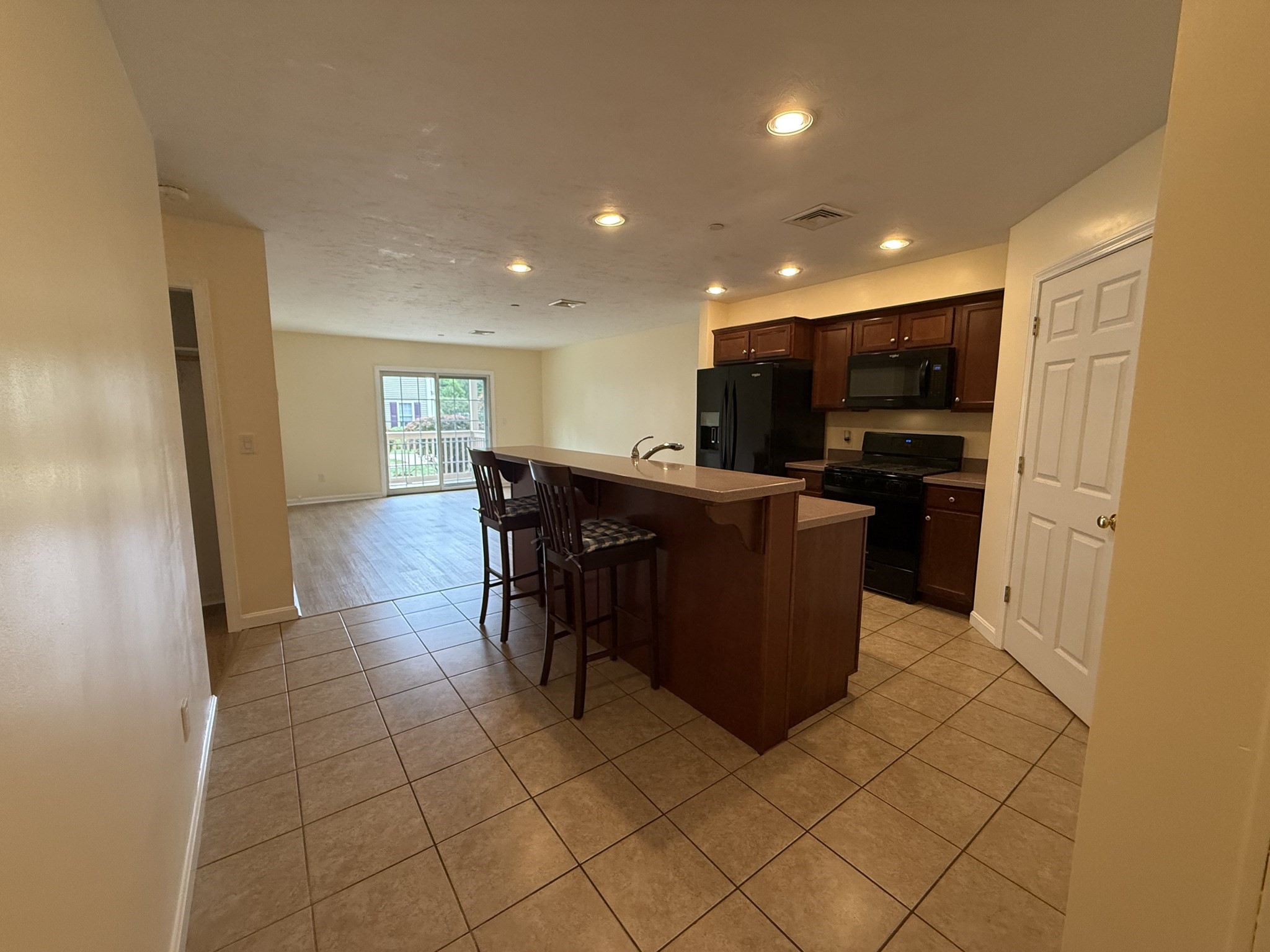 215 Longmeadow Rd # 603 Property Photo 5