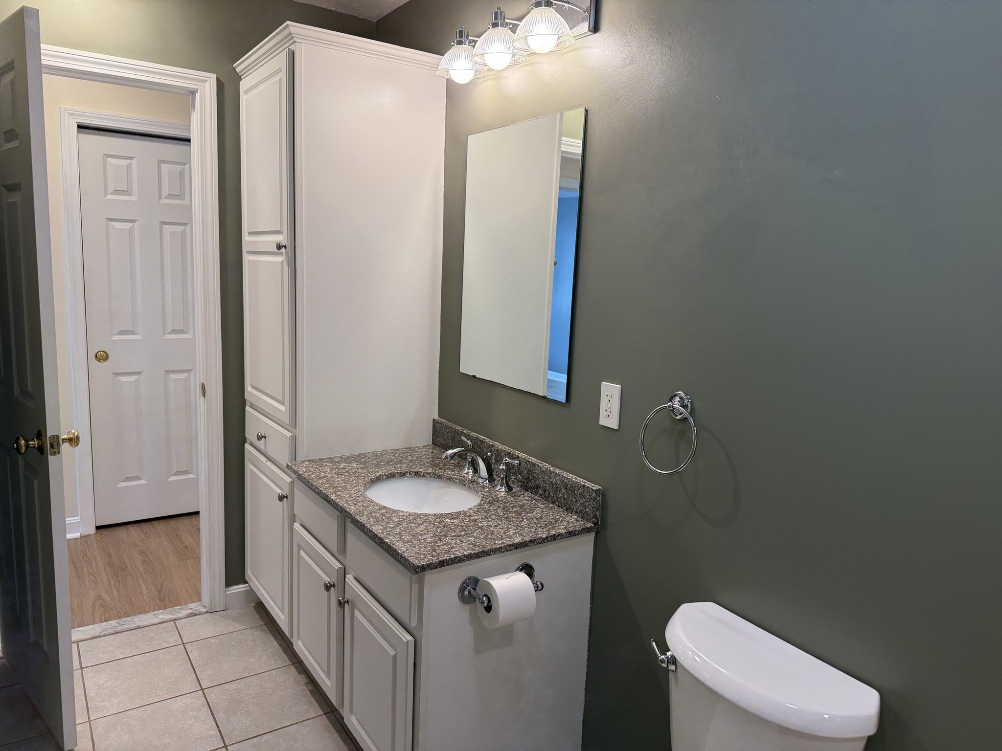 215 Longmeadow Rd # 603 Property Photo 13
