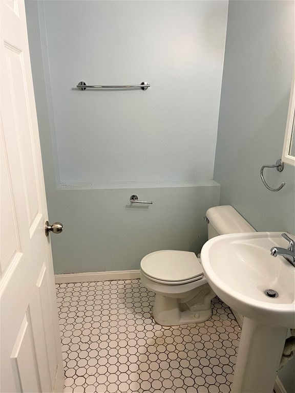 318 Crescent St # B Property Photo 18