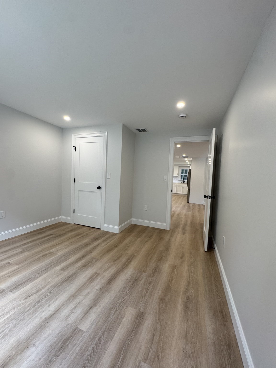 158 Fairview Ave Property Photo 27