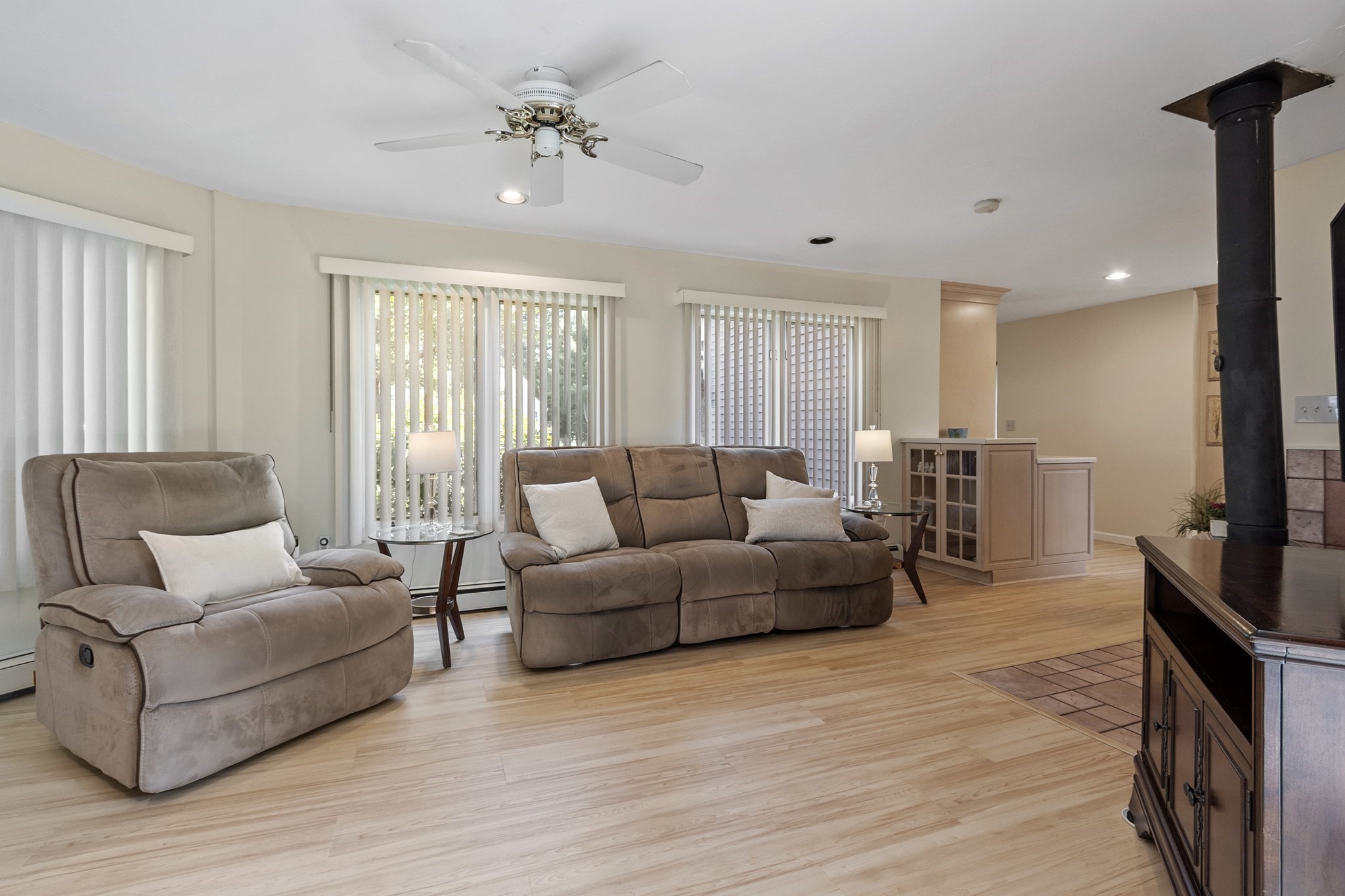 115 Village Xing Property Photo 18