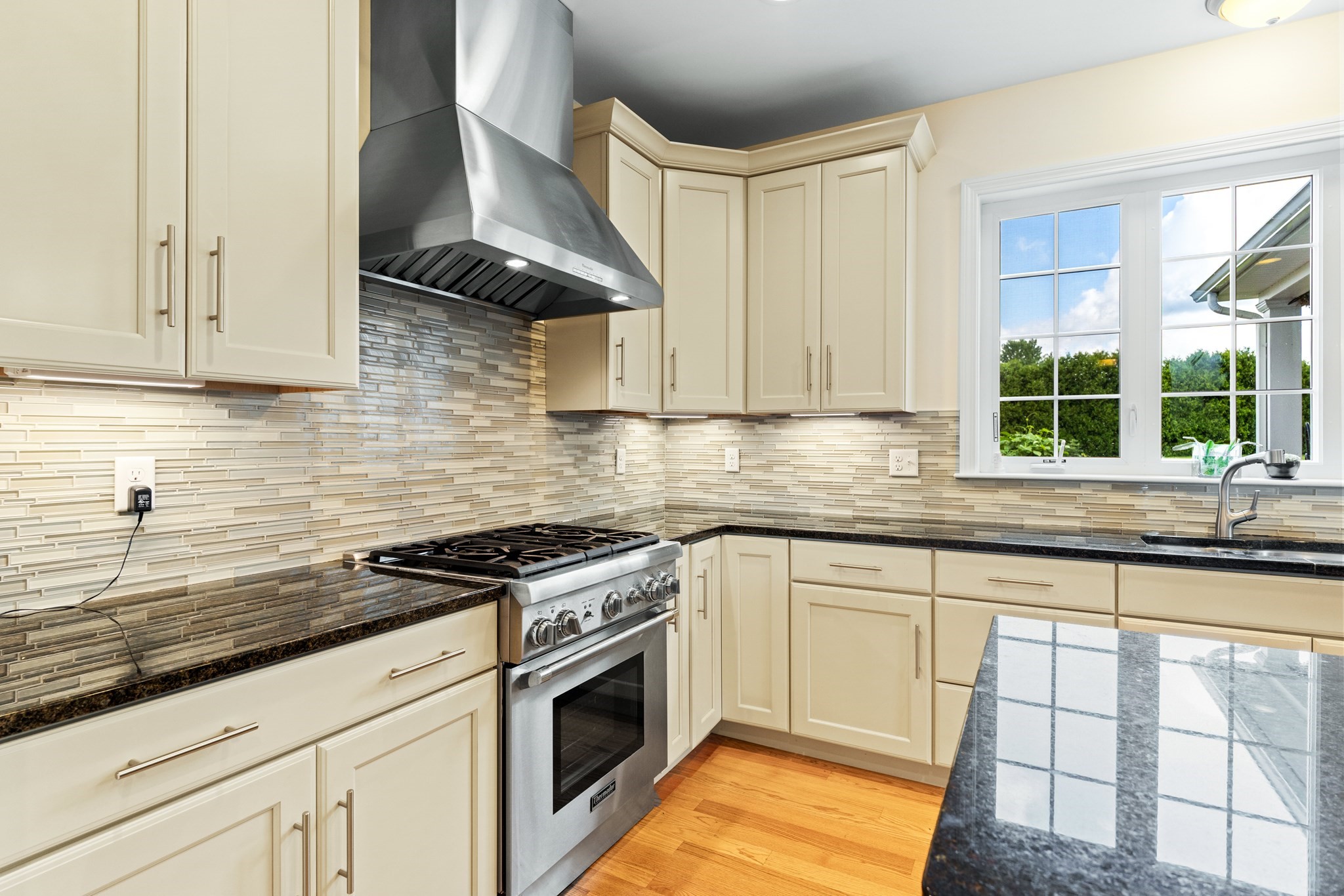 11 Aubin St. Property Photo 5