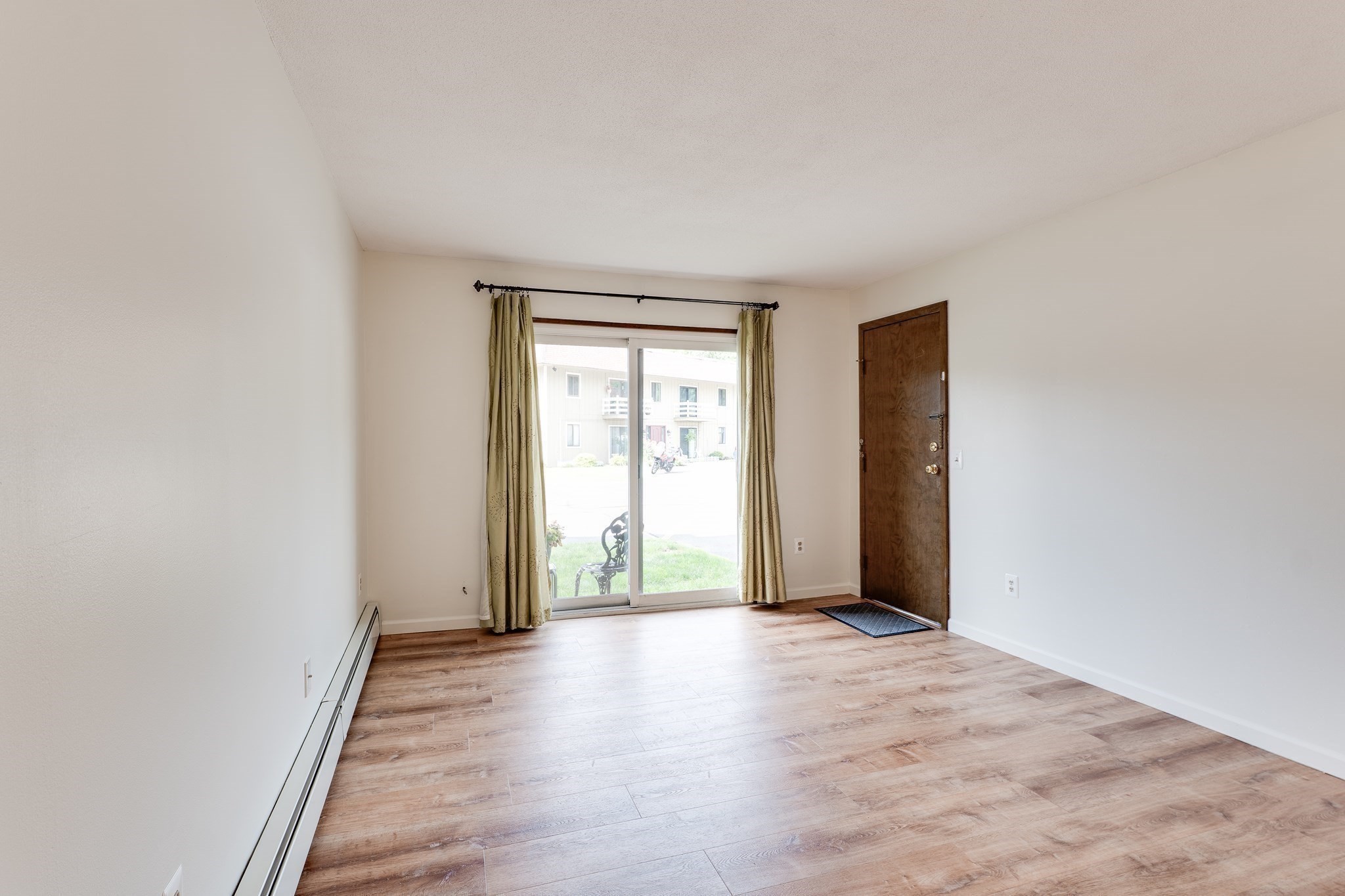 82 S Maple St # 38 Property Photo 8