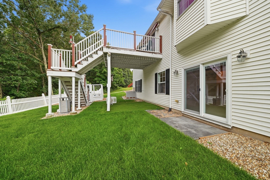 5 Patriot Way Property Photo 11