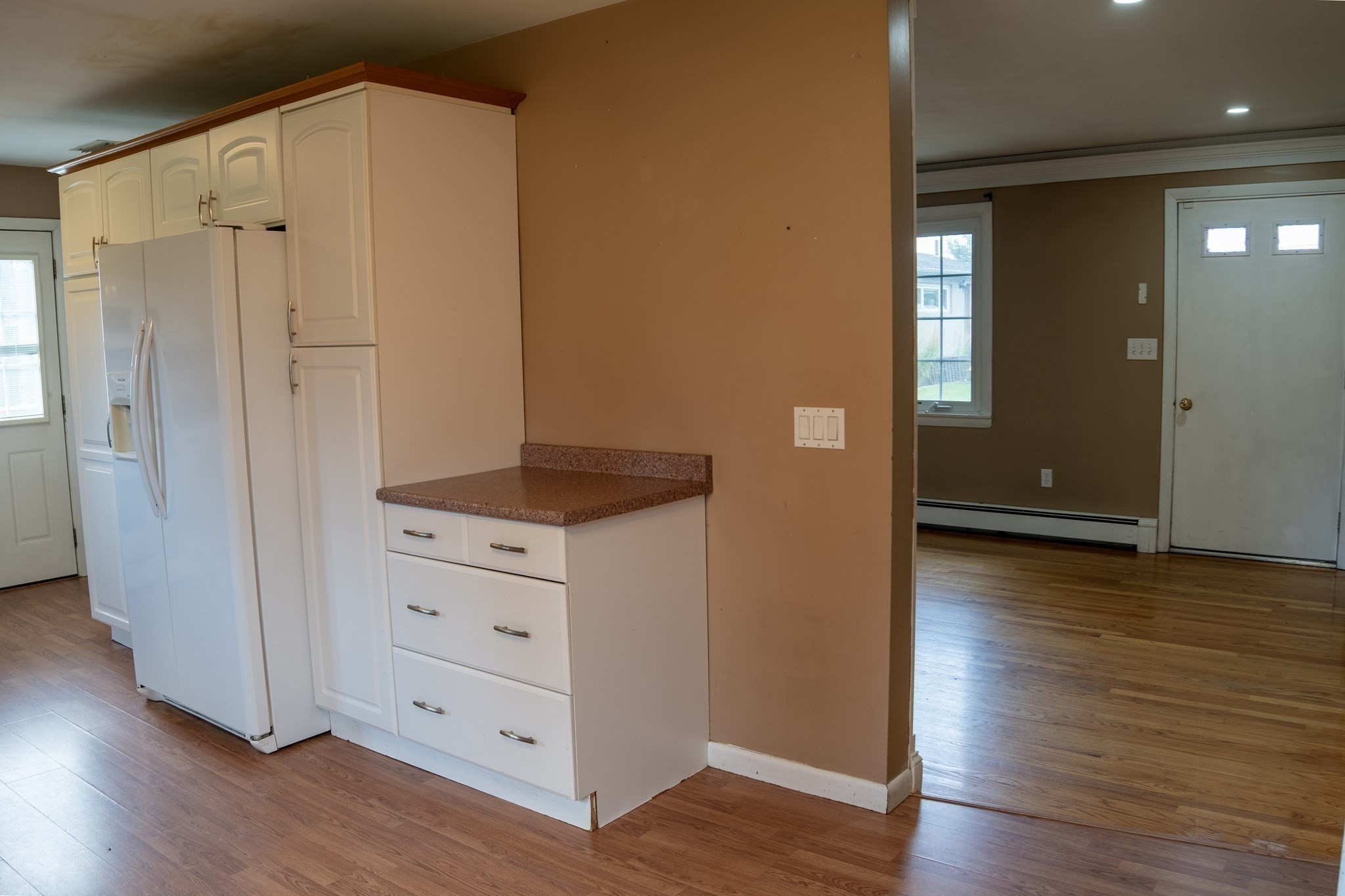571 Mill St Property Photo 9
