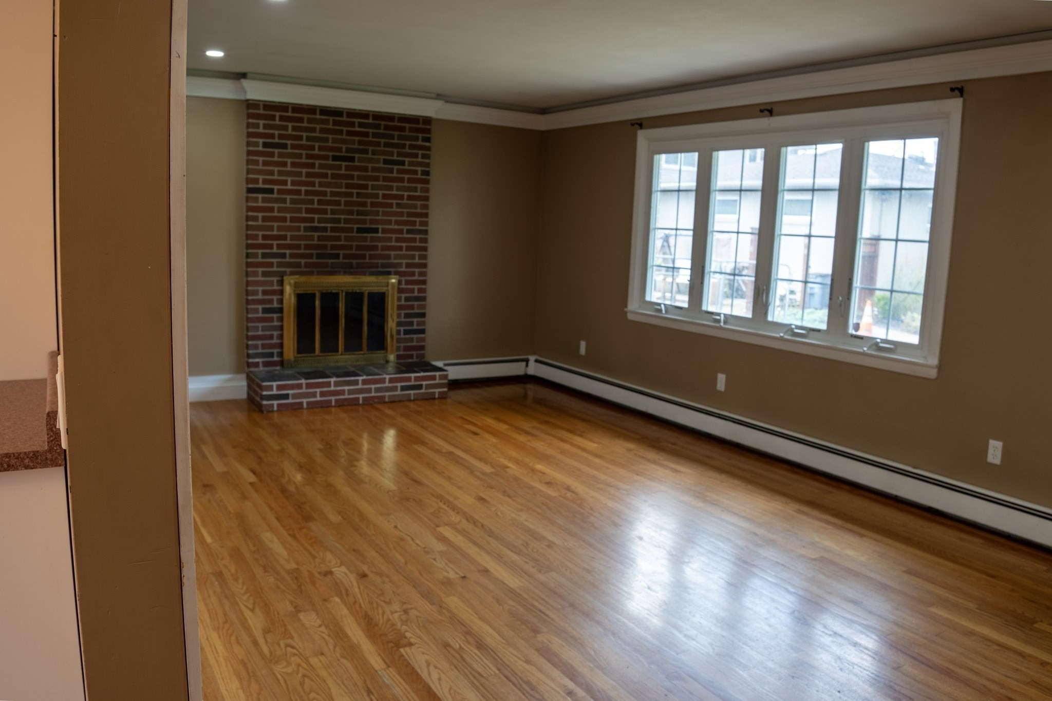 571 Mill St Property Photo 11