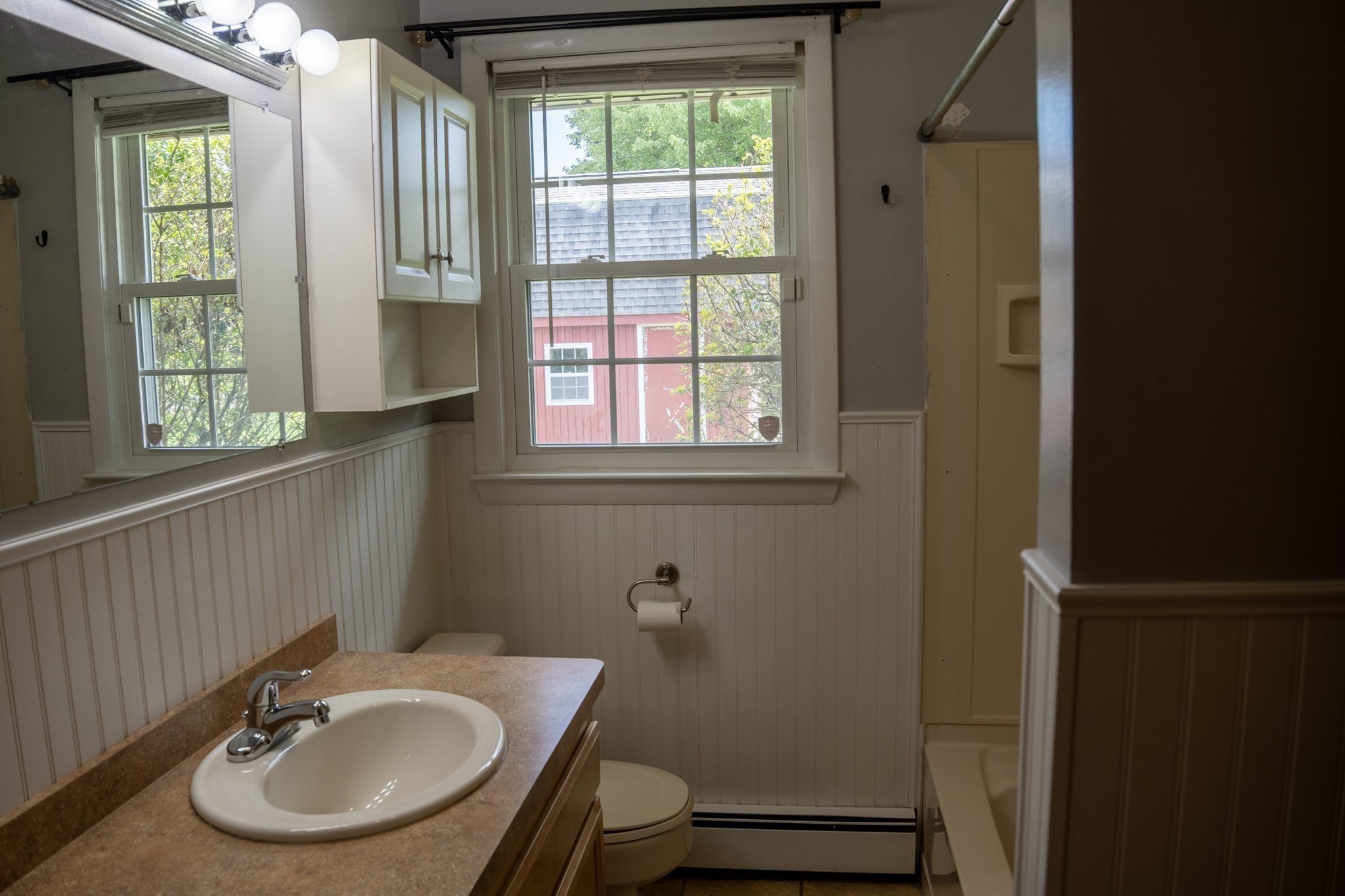 571 Mill St Property Photo 26