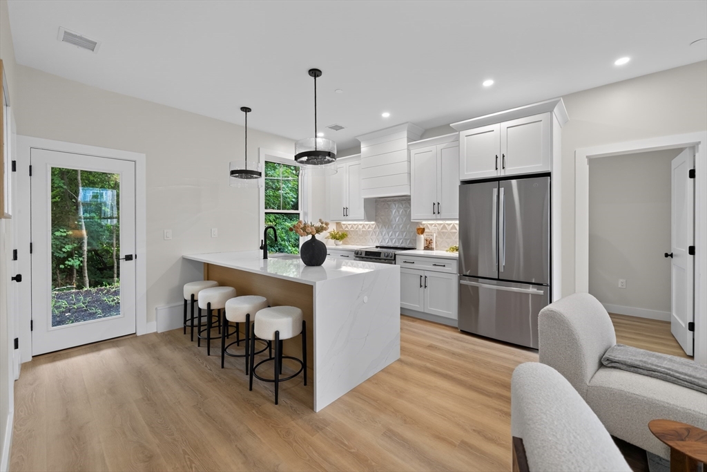 2 Readfield Place # 4 Property Photo 1