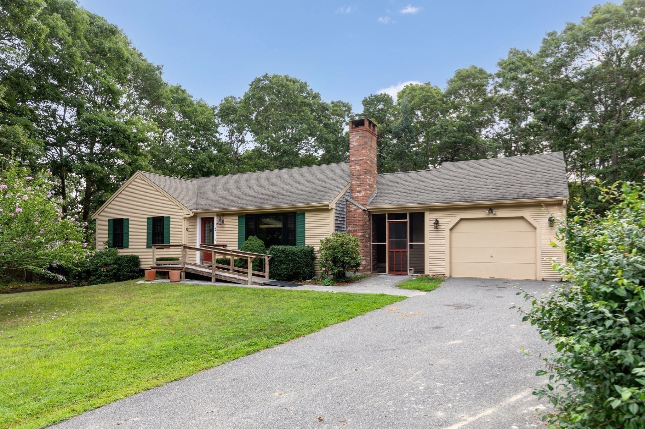 3 Autumn Way Property Photo 1