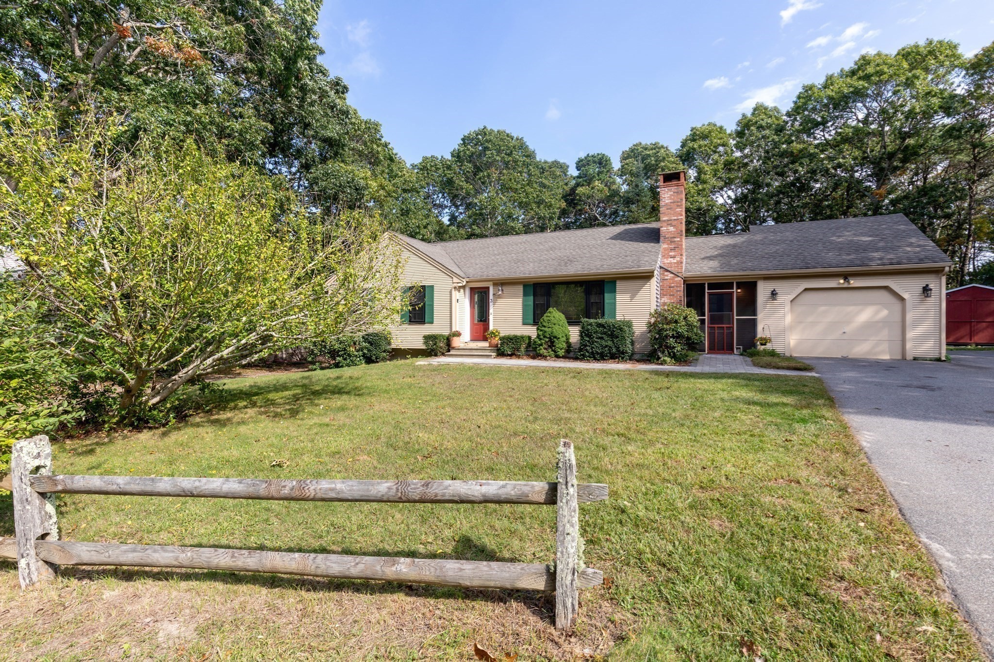 3 Autumn Way Property Photo 2