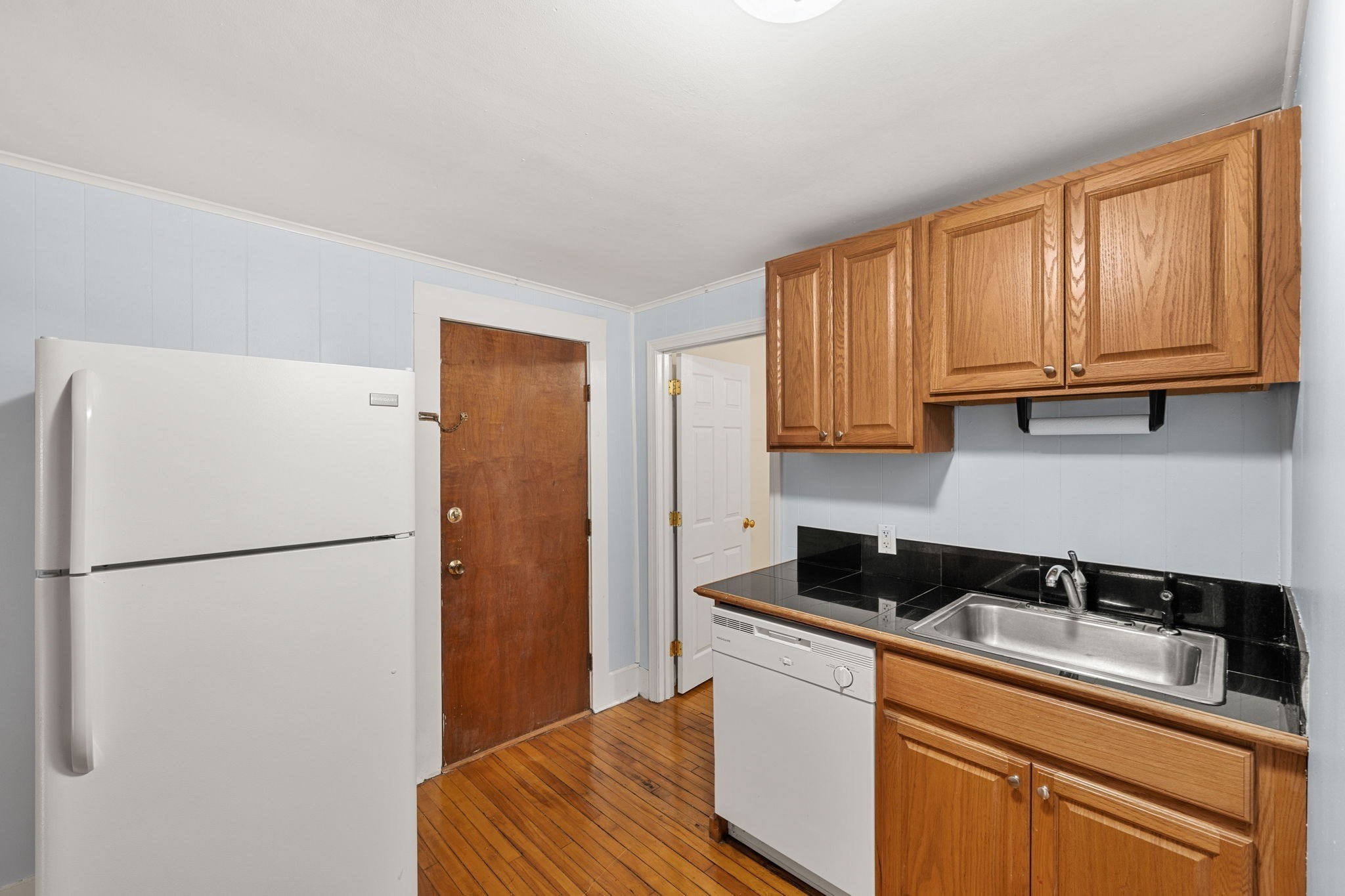22-26 Waltham St # B3 Property Photo 4