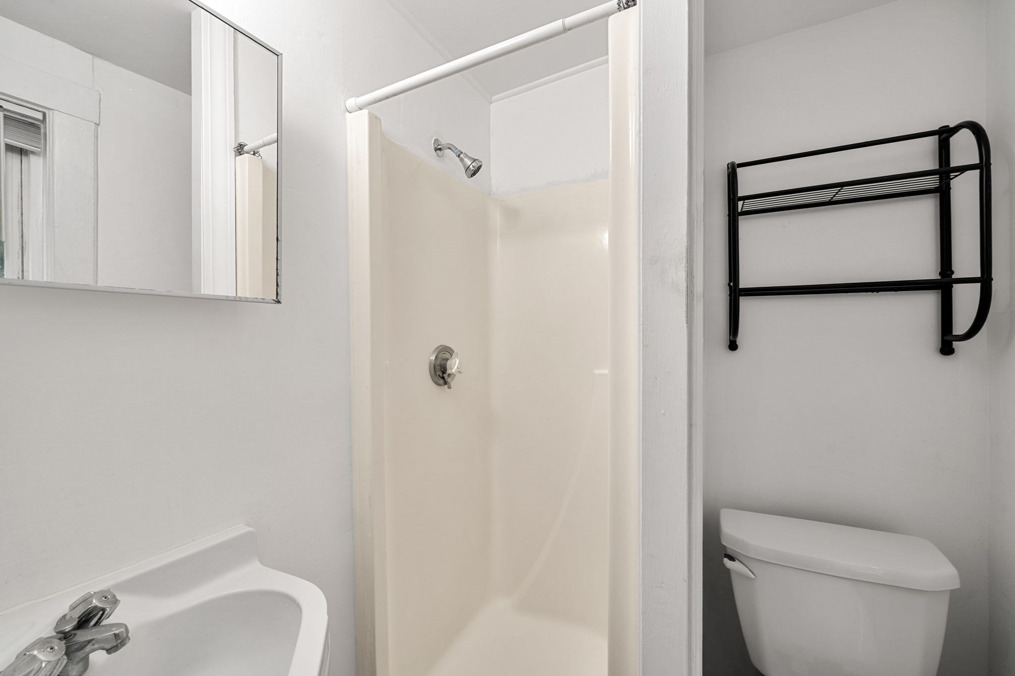 22-26 Waltham St # B3 Property Photo 5