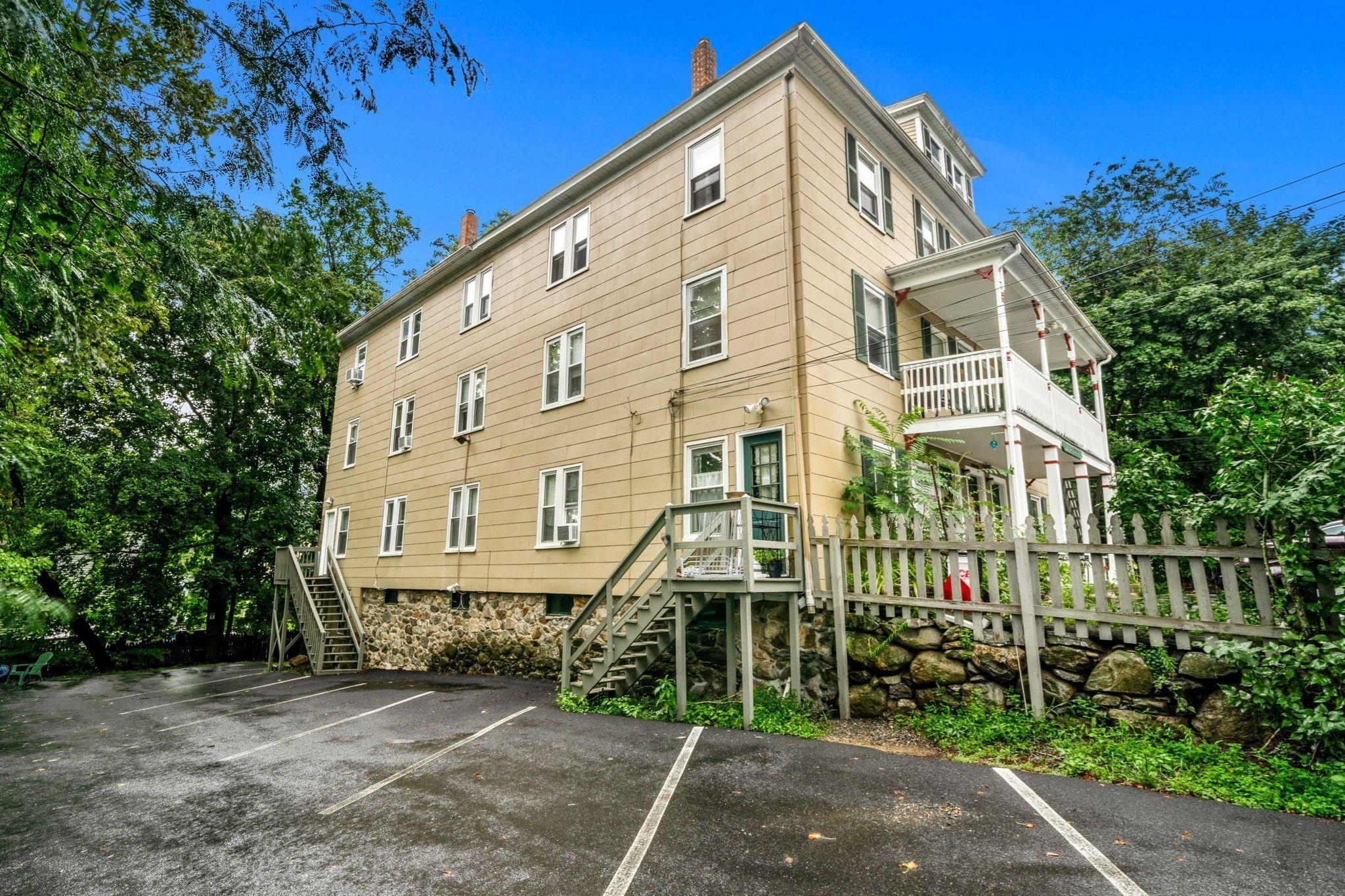 22-26 Waltham St # B3 Property Photo 7