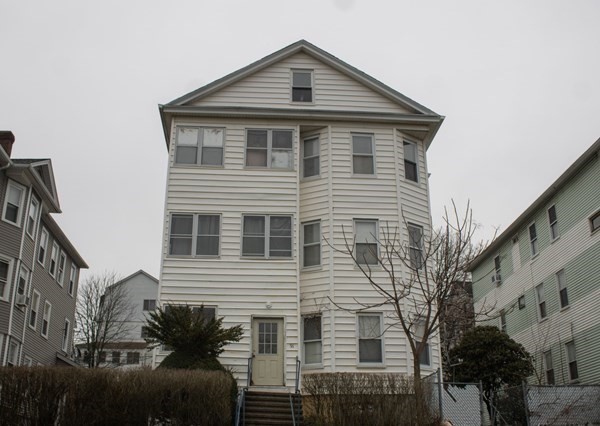 91 Perry Ave # 3 Property Photo 1