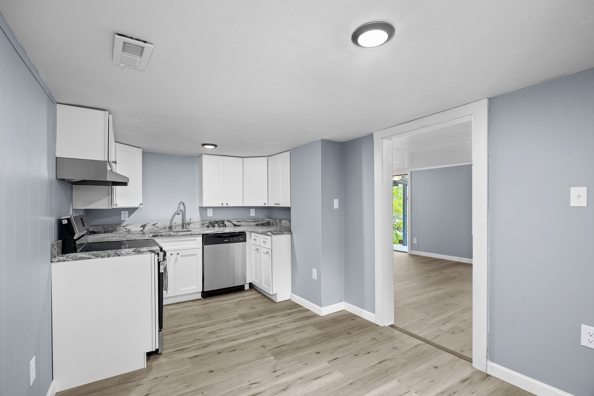 24 Cote Ln Property Photo 8