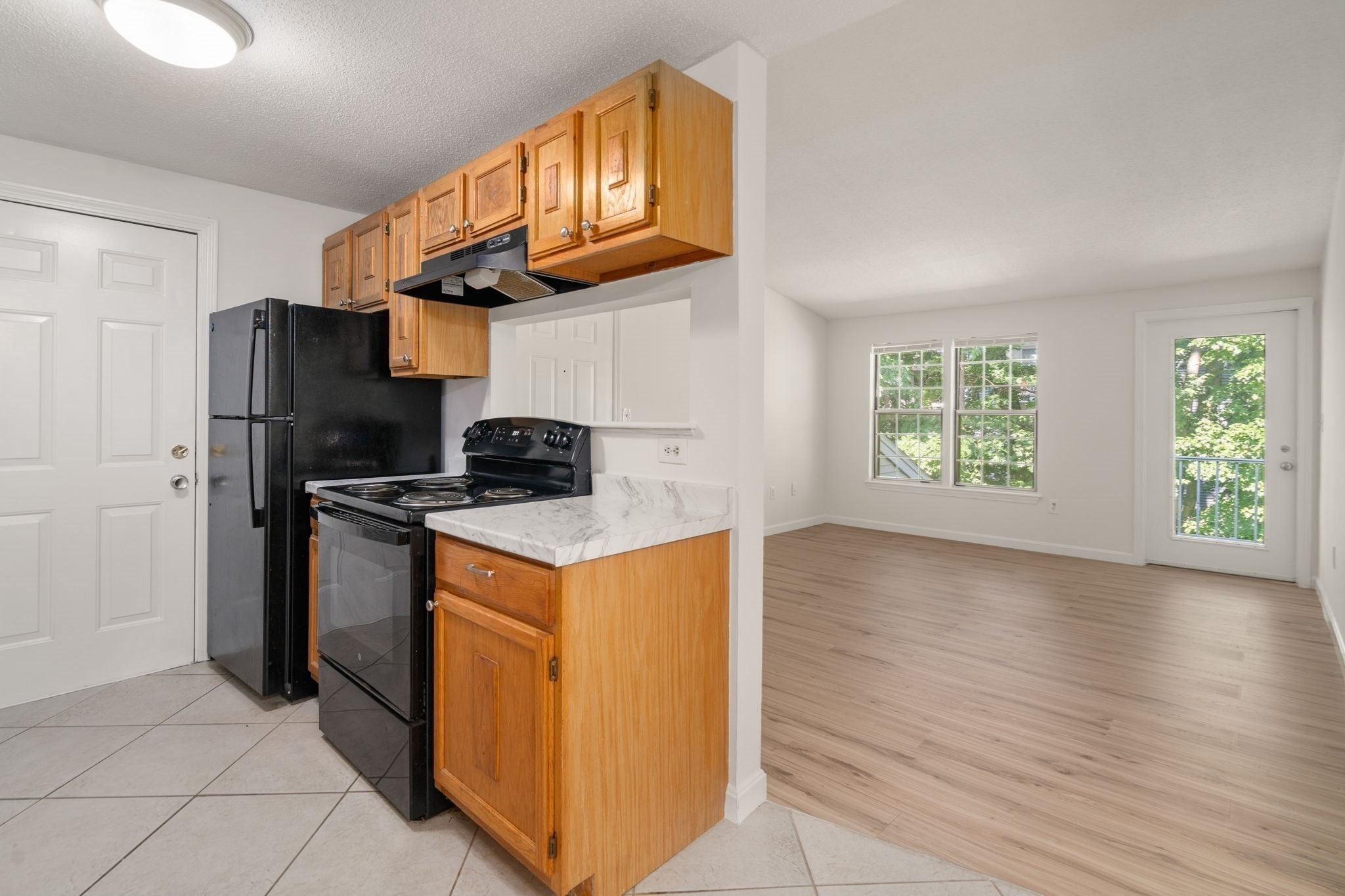 20 Walden Dr # 20 Property Photo 12