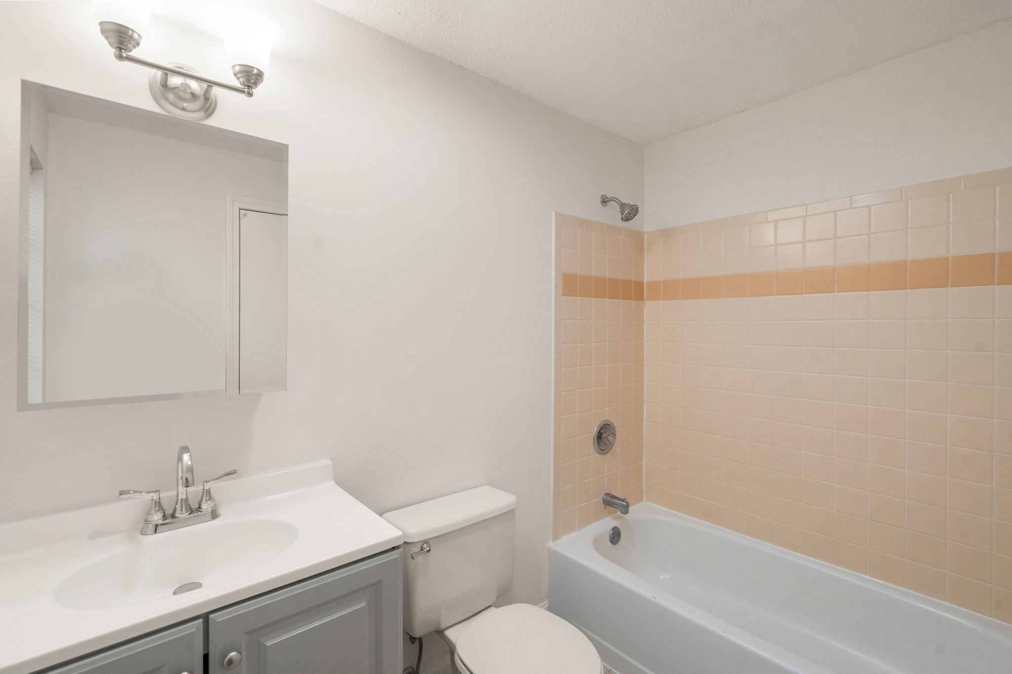 20 Walden Dr # 20 Property Photo 23