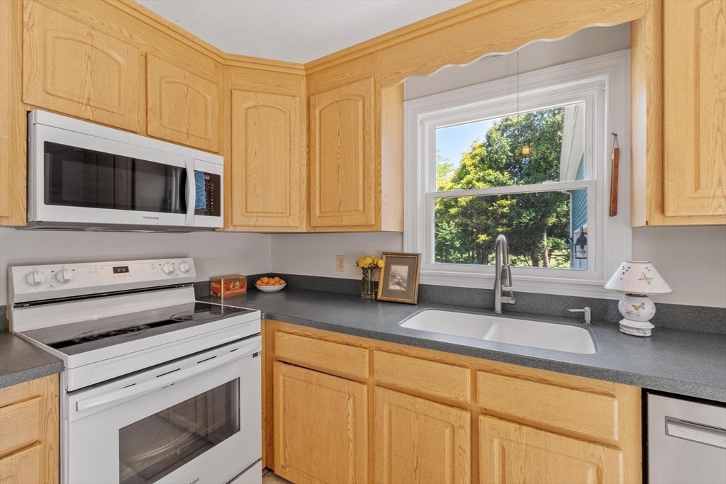 5 Noel Road Property Photo 16