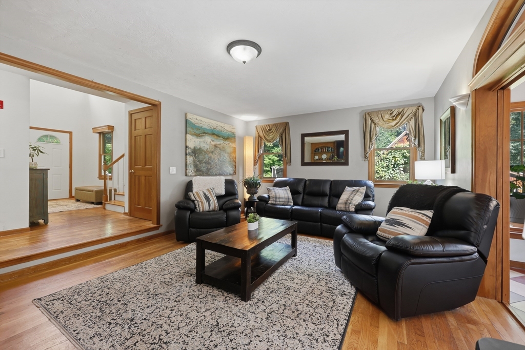 180 South Street Property Photo 8