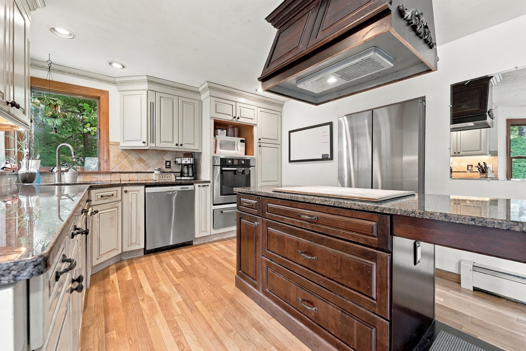 180 South Street Property Photo 11