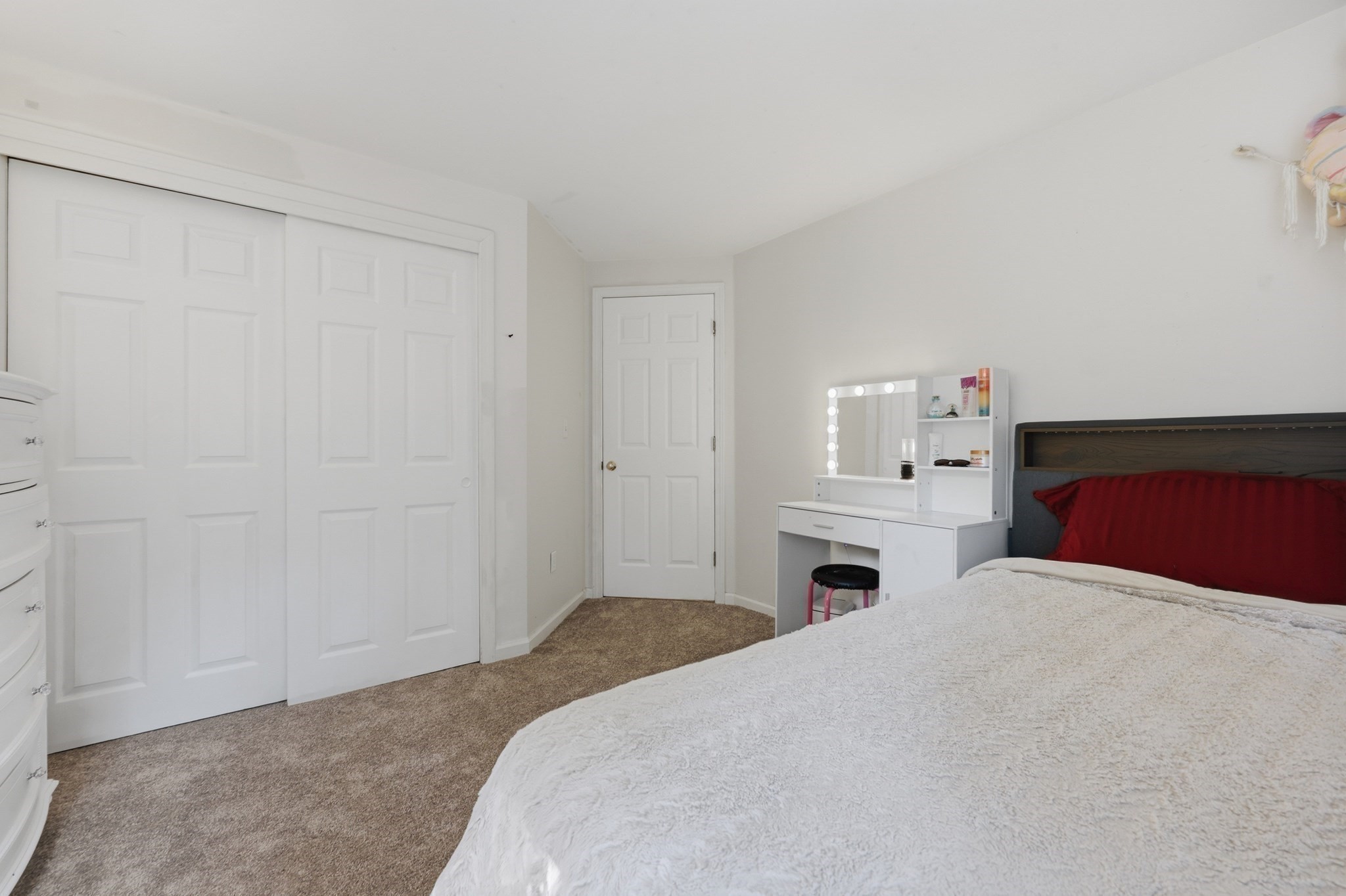 180 South Street Property Photo 23