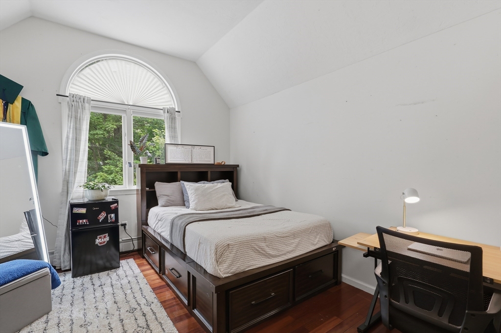 180 South Street Property Photo 25