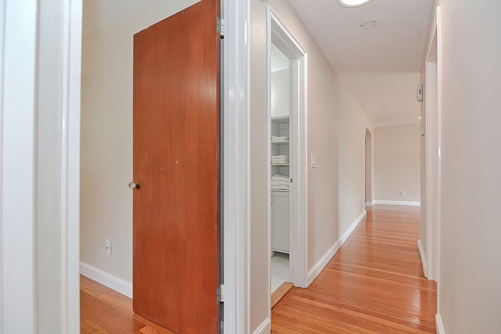 4 Edgemont Ave Property Photo 13