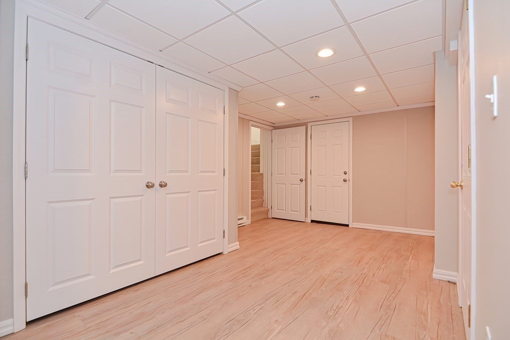 4 Edgemont Ave Property Photo 22