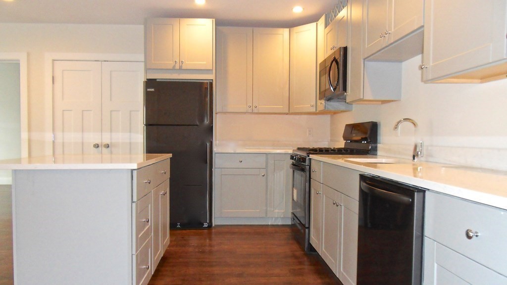 76 Stonley Road # 6 Property Photo 5