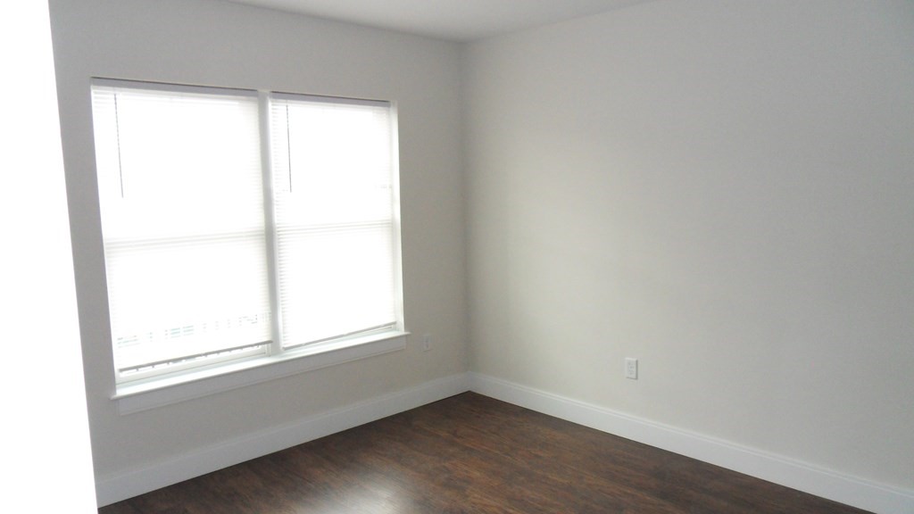 76 Stonley Road # 6 Property Photo 10